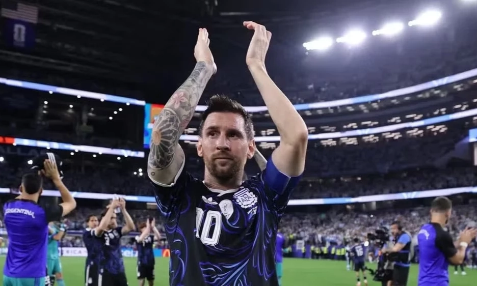 Argentina to&agrave;n thắng, &Aacute;o v&agrave; Algeria c&ugrave;ng vượt qua v&ograve;ng bảng