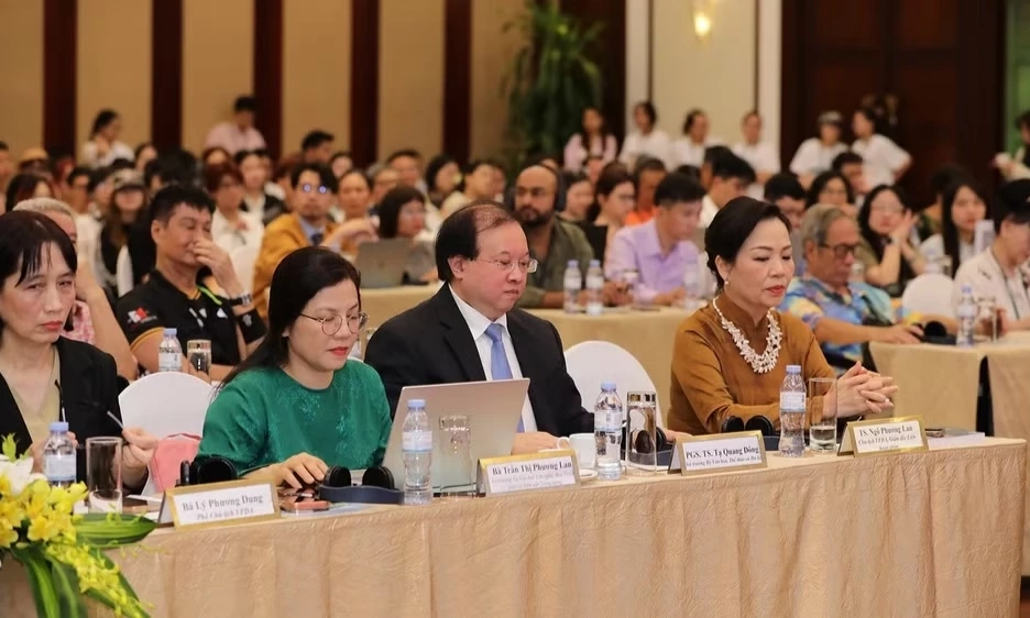 Điện ảnh Việt Nam thời kỳ Đổi mới: C&acirc;u chuyện của những g&oacute;c nh&igrave;n mới