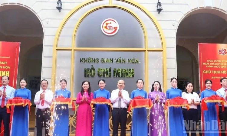Kh&ocirc;ng gian văn h&oacute;a Hồ Ch&iacute; Minh: Điểm tựa tinh thần của mỗi c&aacute;n bộ, đảng vi&ecirc;n
