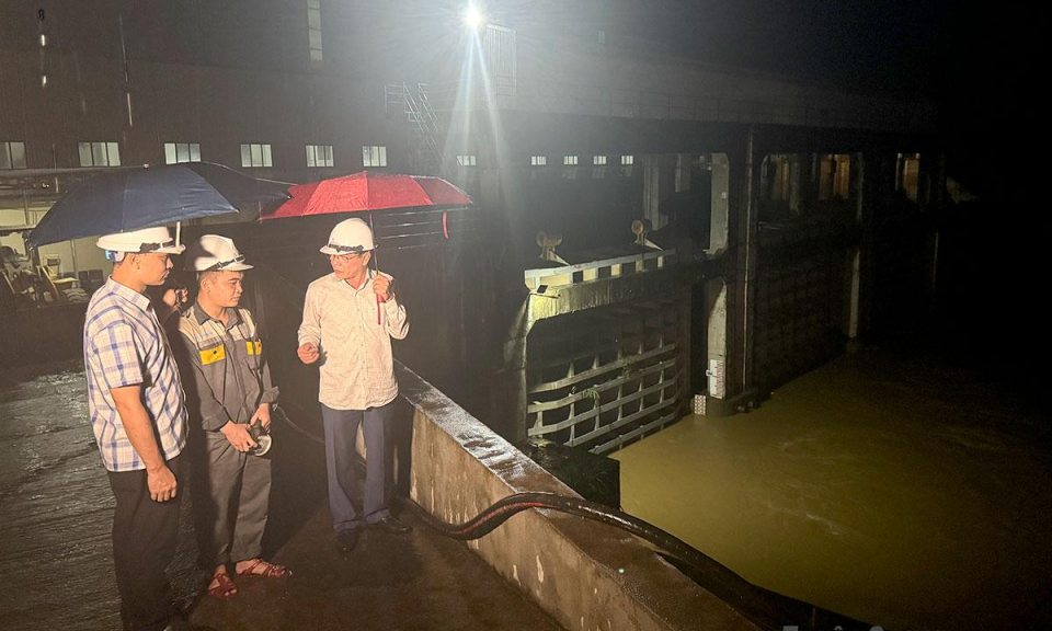 Mưa lũ g&acirc;y thiệt hại nhiều t&agrave;i sản của người d&acirc;n