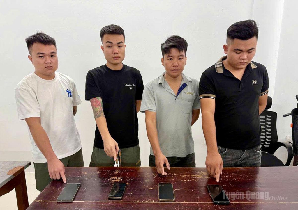 Các đối tượng (từ trái qua phải): Lê Văn Sơn, Lê Văn Trường, Phạm Văn Cường, Hoàng Văn Điệp.