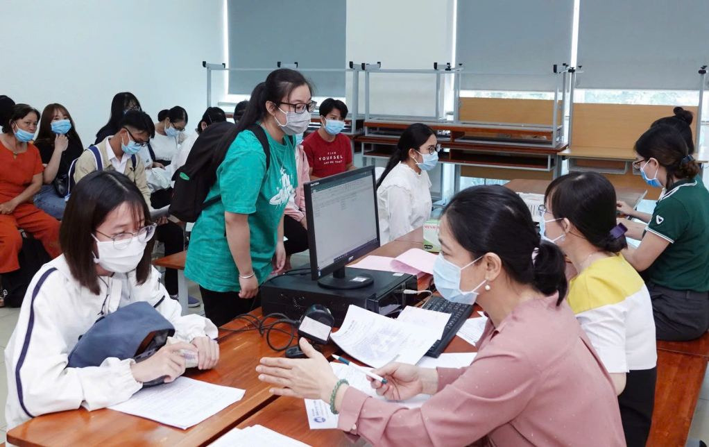 Dự kiến học sinh, sinh viên khó khăn được vay đến 8 triệu đồng/tháng- Ảnh 1.