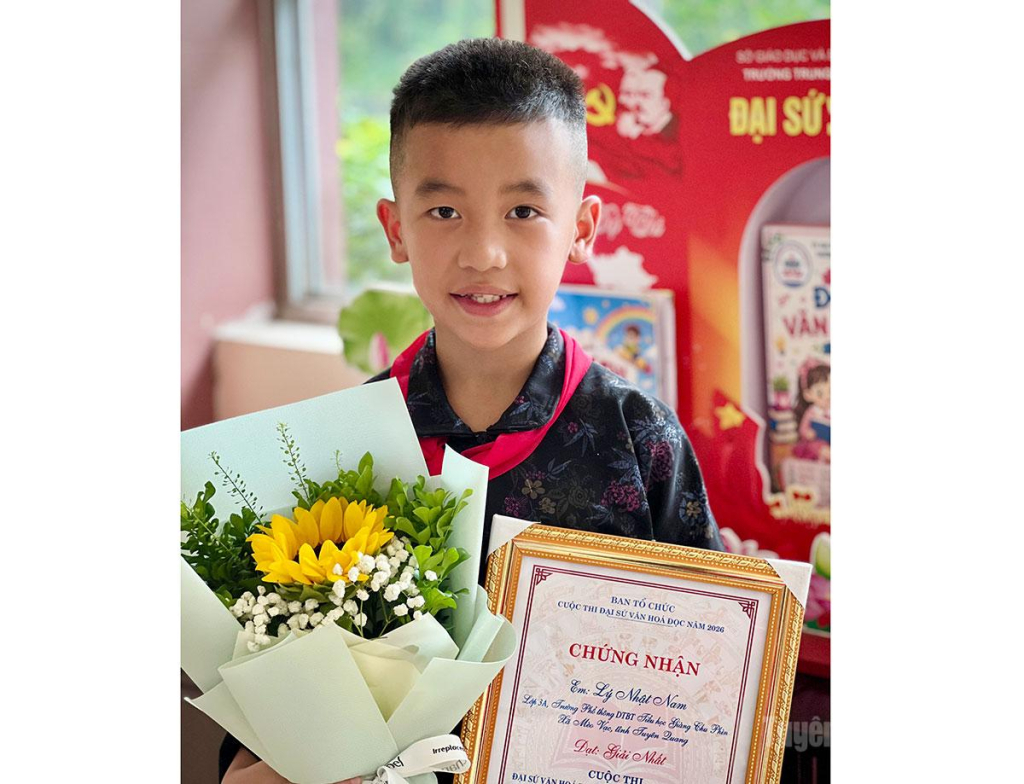 Em  Lý Nhật Nam,  lớp 3A,  Trường Phổ thông Dân tộc Bán trú Tiểu học  Giàng Chu Phìn.