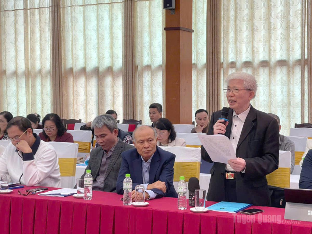 GS.TS Nguyễn Đình Cử tại các hội thảo về công tác dân số của Việt Nam.