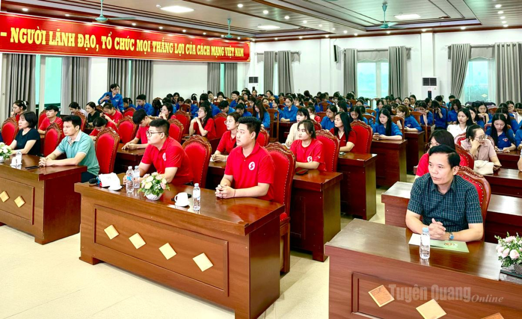 Các đại biểu tham gia lớp tập huấn.