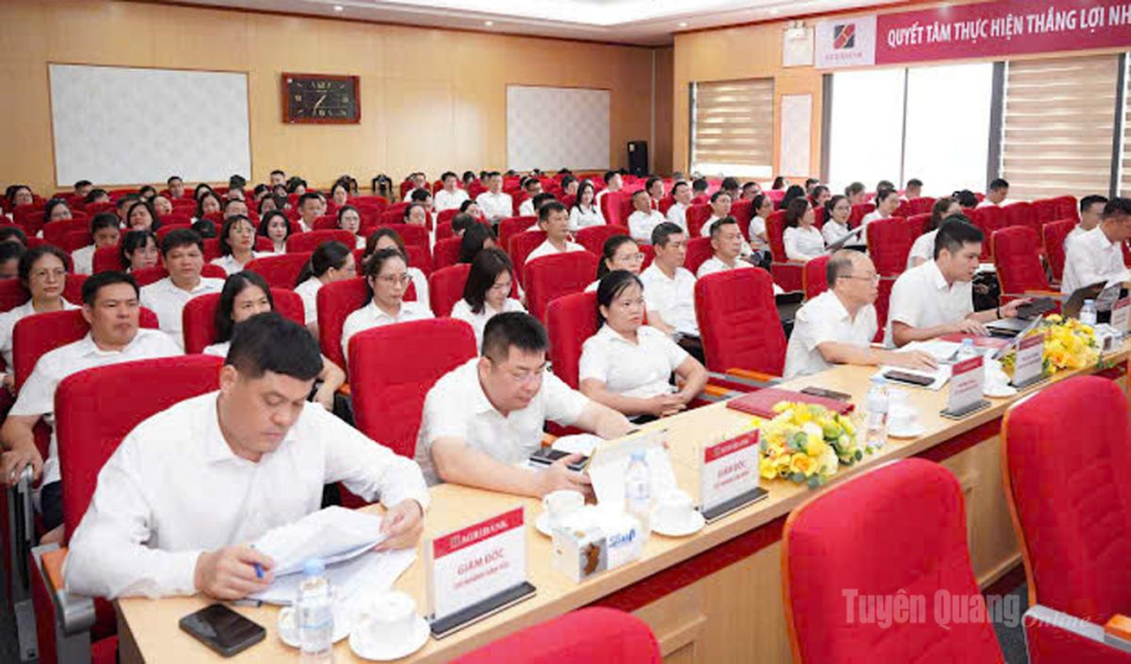 Agribank Chi nhánh Tuyên Quang triển khai nhiệm vụ 6 tháng cuối năm.