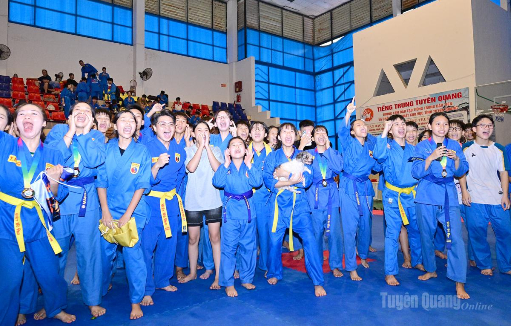 Một giải đấu của niềm vui và thành công tốt đẹp.