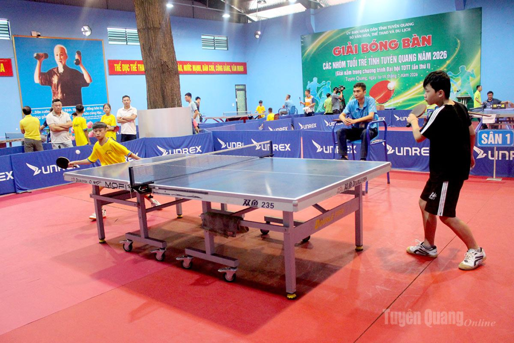 Một trận tranh tài tại giải.