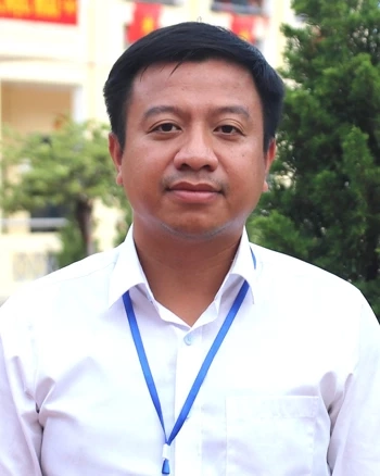 Thầy Nguyễn Trường Lâm, Hiệu trưởng Trường PTDT Nội trú THCS&THPT Mèo Vạc