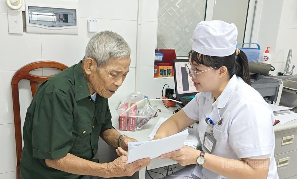 Người có công được tư vấn chuyên sâu về về quá trình điều trị, chế độ sinh hoạt phù hợp với tình trạng sức khỏe.