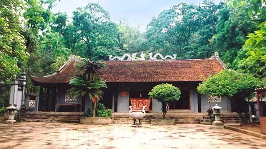 Đền thờ Nguyễn Hàng tại quê ông Lâm Thao (Phú Thọ).
