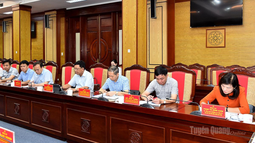 Các đại biểu dự hội nghị.