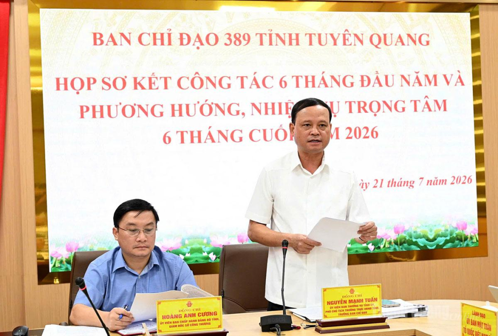 Đồng chí Nguyễn Mạnh Tuấn, Ủy viên Ban Thường vụ Tỉnh ủy, Phó Chủ tịch Thường trực UBND tỉnh, Trưởng Ban Chỉ đạo 389 tỉnh chủ trì hội nghị.