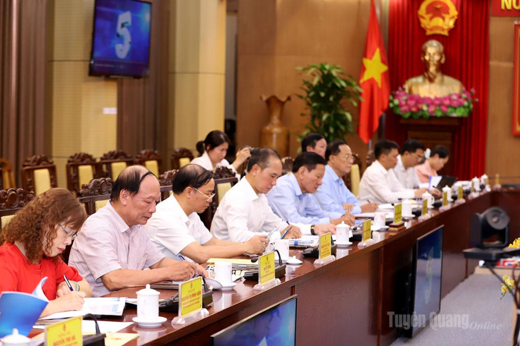 Đoàn công tác Hiệp hội Doanh nghiệp đầu tư nước ngoài tại buổi làm việc.