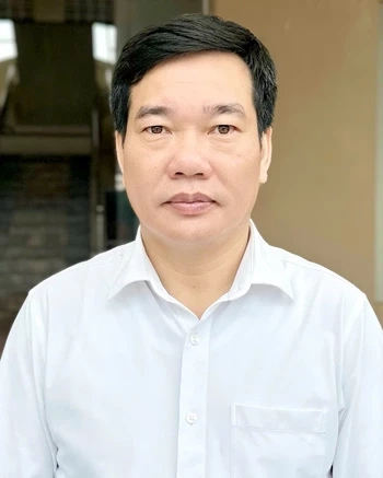 Đồng chí Nguyễn Việt Khánh, Phó Chủ tịch Ủy ban MTTQ  tỉnh