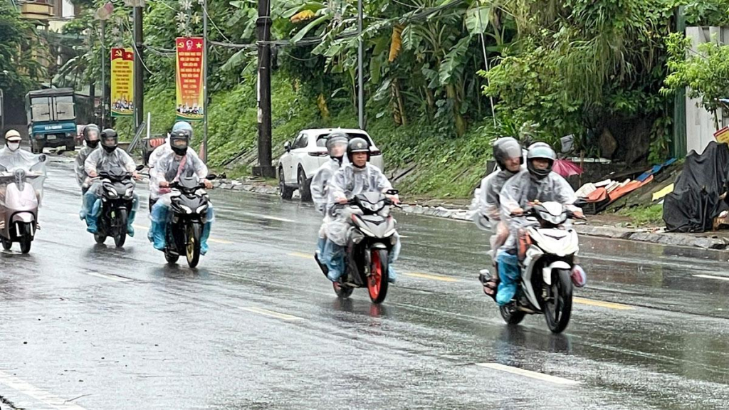 Sáng nay, mưa dông xuất hiện tại nhiều khu vực trên địa bàn tỉnh.