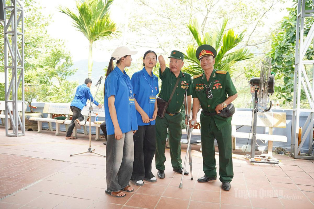 Những người lính già và ký ức không quên trong chiến đấu bảo vệ Tổ quốc.
