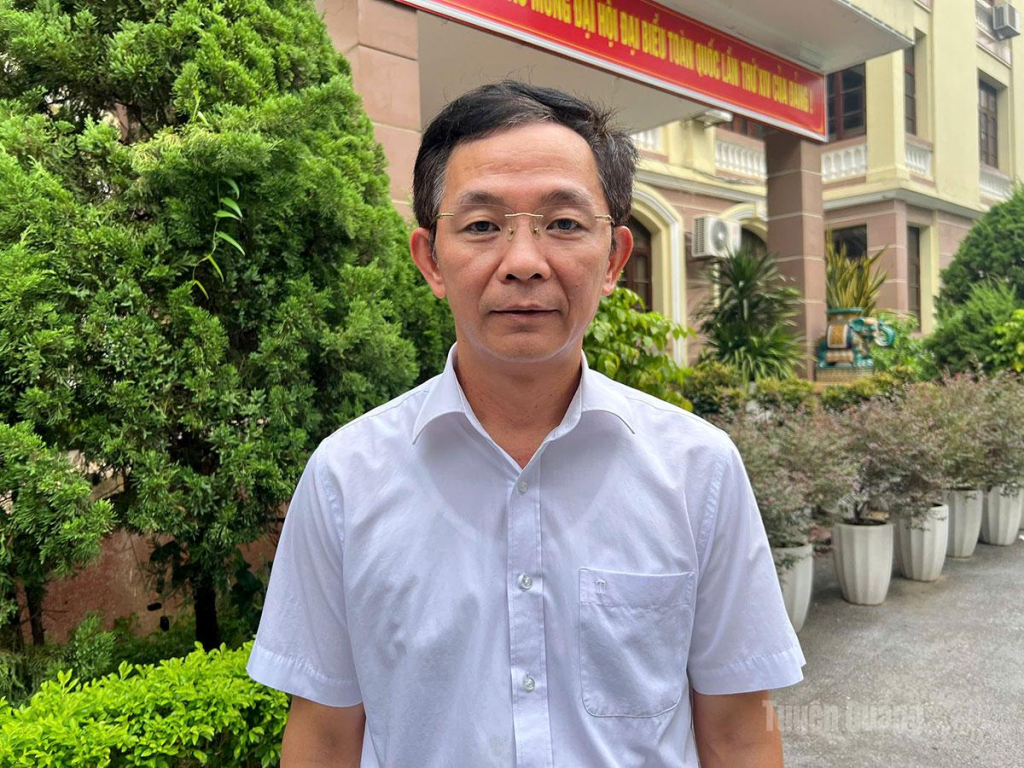 Đồng chí Bùi Quang Trí.Phó Giám đốc Sở Giáo dục và Đào tạo 