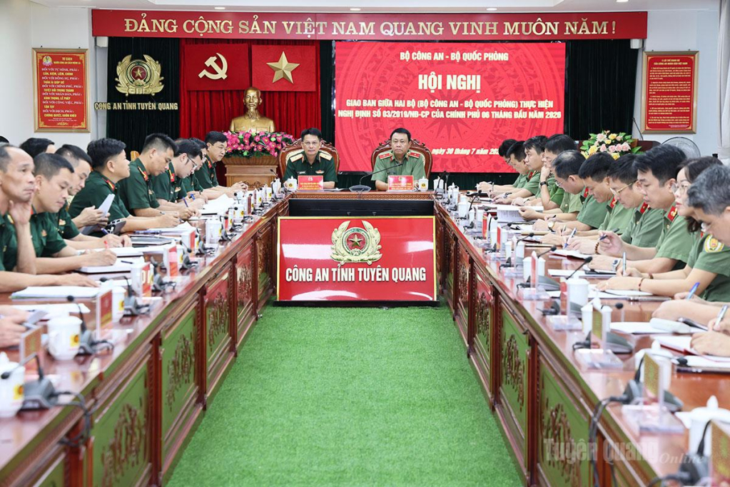 Đại biểu dự hội nghị tại điểm cầu tỉnh Tuyên Quang.