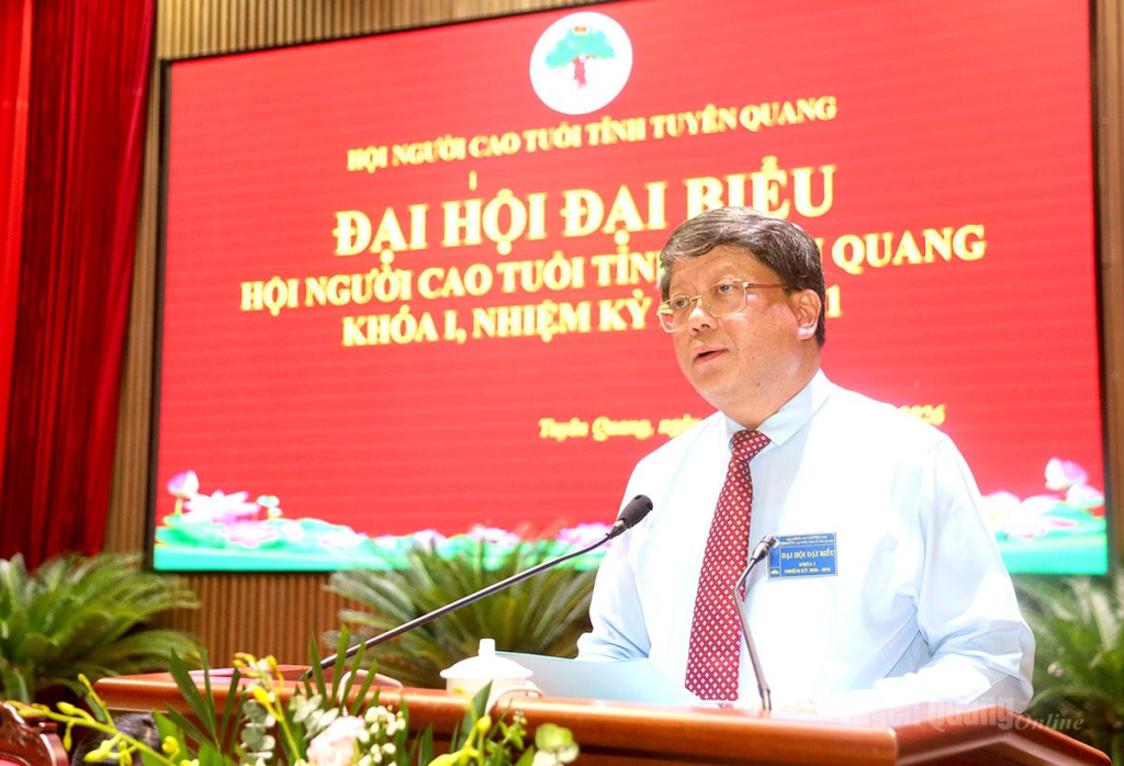 Đồng chí Hà Trung Kiên, Ủy viên Ban Thường vụ Tỉnh ủy, Phó Chủ tịch Thường trực Ủy ban MTTQ Việt Nam tỉnh Tuyên Quang phát biểu chỉ đạo đại hội.