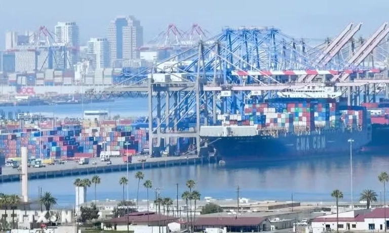 EU x&uacute;c tiến triển khai thực thi thỏa thuận thương mại với Mỹ