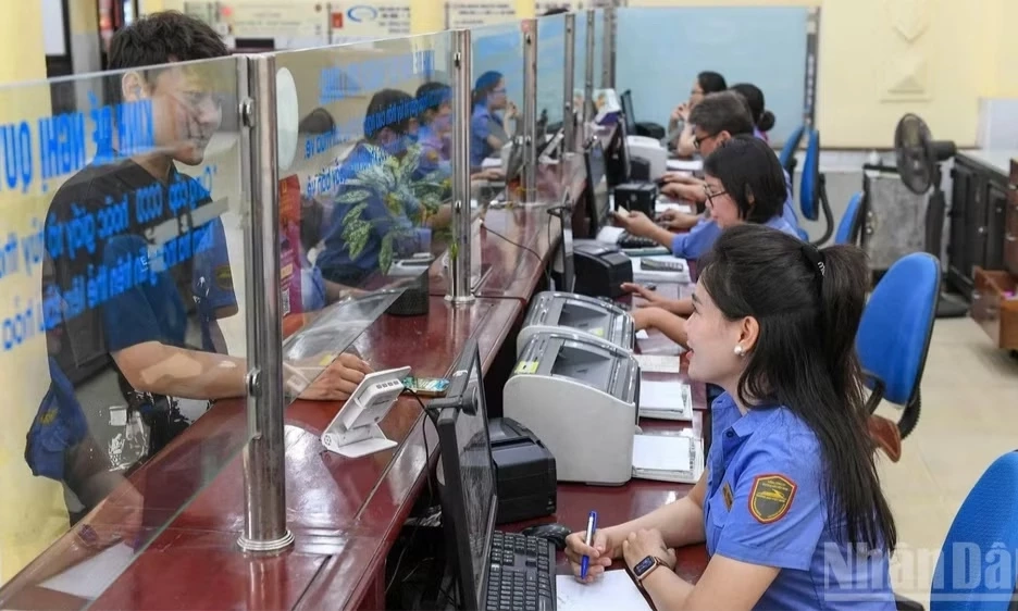 Giảm 10% gi&aacute; v&eacute; t&agrave;u kh&aacute;ch bắc-nam từ ng&agrave;y 1/7/2026