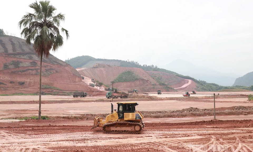 Tăng tốc tạo mặt bằng sạch đ&oacute;n nh&agrave; đầu tư