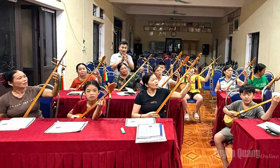 Lớp học đặc biệt ng&agrave;y h&egrave;