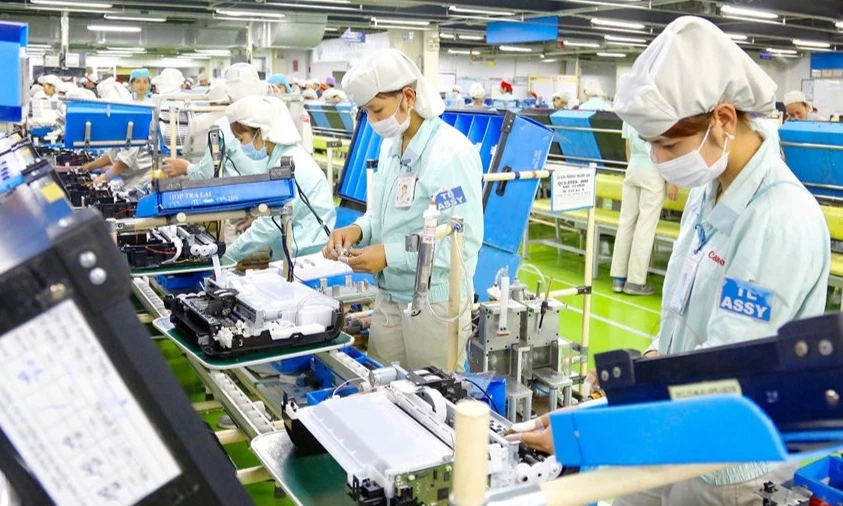 Tạo cơ hội việc l&agrave;m cho lao động trở về nước