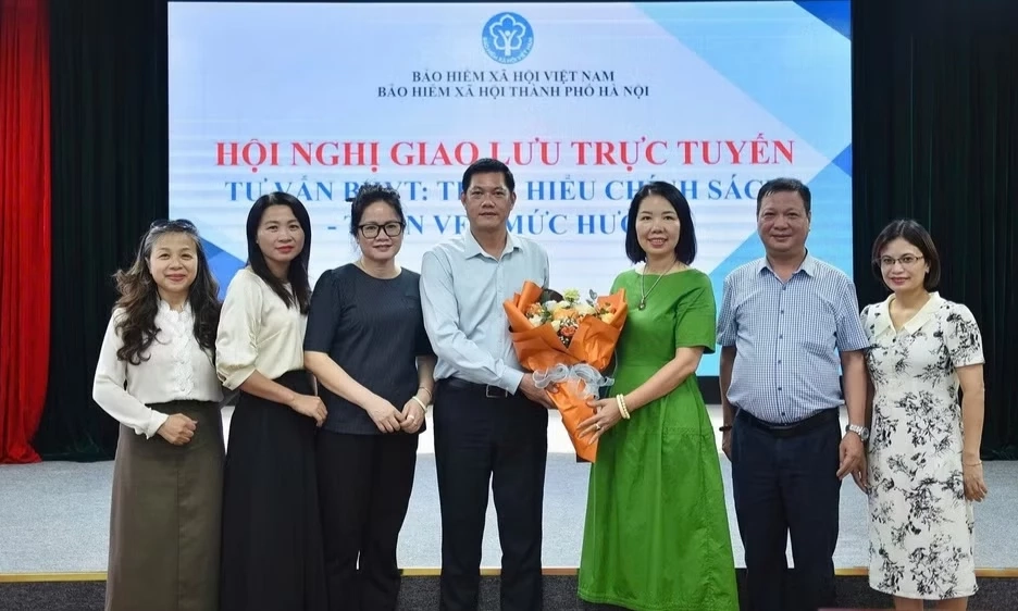 Giải đ&aacute;p trực tuyến về ch&iacute;nh s&aacute;ch bảo hiểm y tế