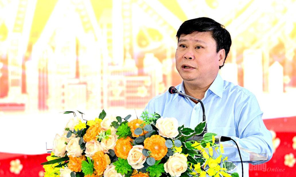 B&aacute;o v&agrave; ph&aacute;t thanh, truyền h&igrave;nh Tuy&ecirc;n Quang sơ kết c&ocirc;ng t&aacute;c x&acirc;y dựng Đảng 6 th&aacute;ng đầu năm, đ&aacute;nh gi&aacute; kết quả 1 năm sau s&aacute;p nhập