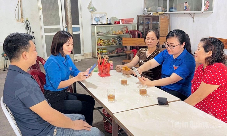 Lan tỏa phong tr&agrave;o &ldquo;B&igrave;nh d&acirc;n học vụ số&rdquo;