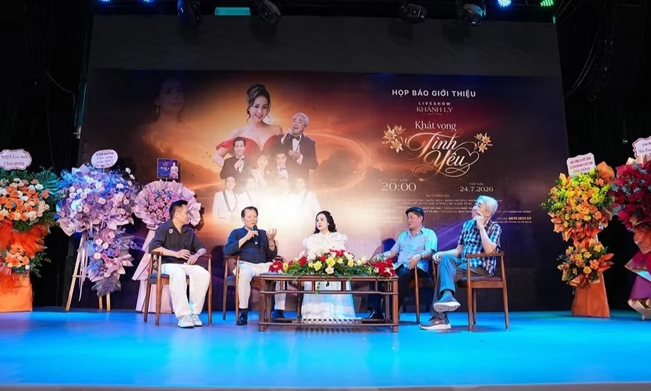 Tiến sĩ, ca sĩ Nguyễn Kh&aacute;nh Ly l&agrave;m liveshow đầu ti&ecirc;n sau 20 năm ca h&aacute;t