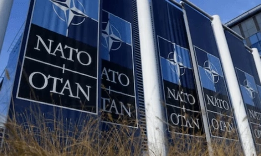 Th&aacute;ch thức trước thềm thượng đỉnh NATO