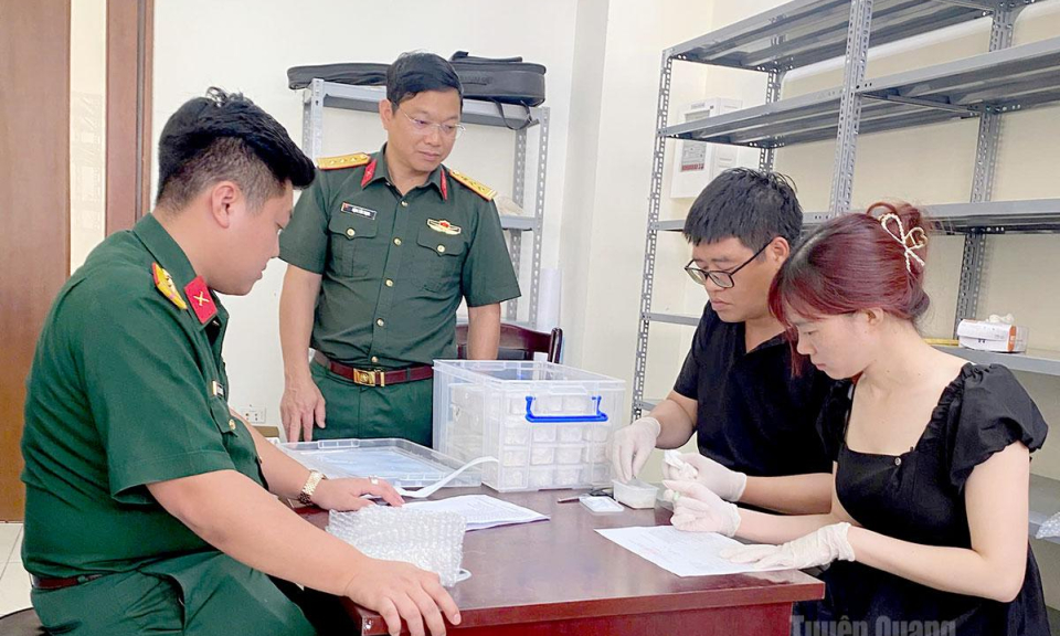 Tuy&ecirc;n Quang b&agrave;n giao 58 mẫu h&agrave;i cốt liệt sĩ phục vụ gi&aacute;m định ADN