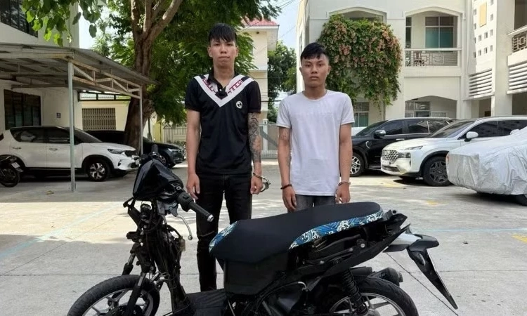 Đ&agrave; Nẵng bắt nh&oacute;m đối tượng chuy&ecirc;n trộm cắp t&agrave;i sản trong xe &ocirc;-t&ocirc;