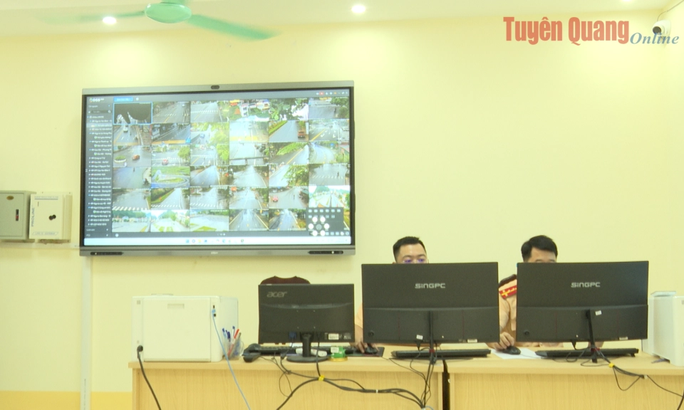 Chuyển đổi số trong quản l&yacute; an to&agrave;n giao th&ocirc;ng