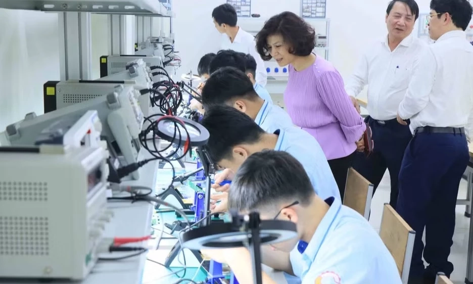 Khoa học, c&ocirc;ng nghệ trong gi&aacute;o dục nghề nghiệp tạo bước đột ph&aacute; tăng năng suất lao động
