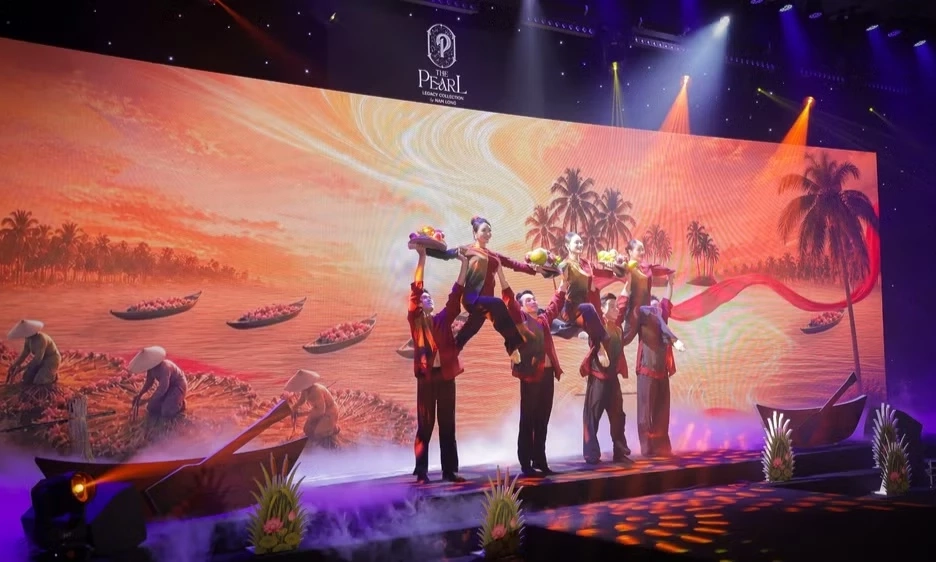 The Pearl &ndash; The Art of Formation: H&agrave;nh tr&igrave;nh kết tinh di sản b&ecirc;n d&ograve;ng V&agrave;m Cỏ Đ&ocirc;ng