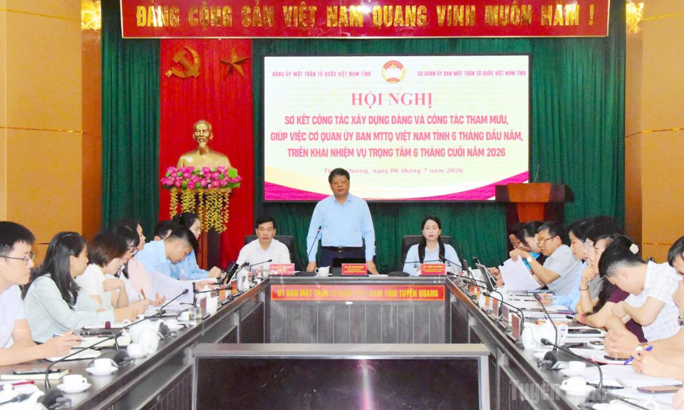 Tiếp tục đổi mới, n&acirc;ng cao chất lượng c&ocirc;ng t&aacute;c x&acirc;y dựng Đảng v&agrave; hoạt động MTTQ