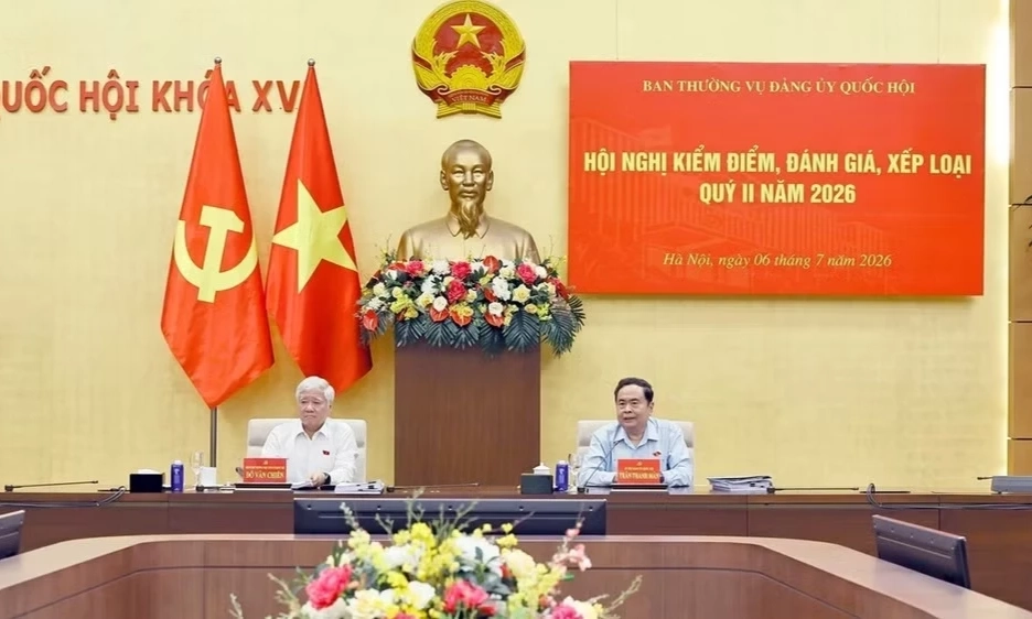 Tăng cường năng lực nghi&ecirc;n cứu, phục vụ sự l&atilde;nh đạo, chỉ đạo của Đảng ủy Quốc hội