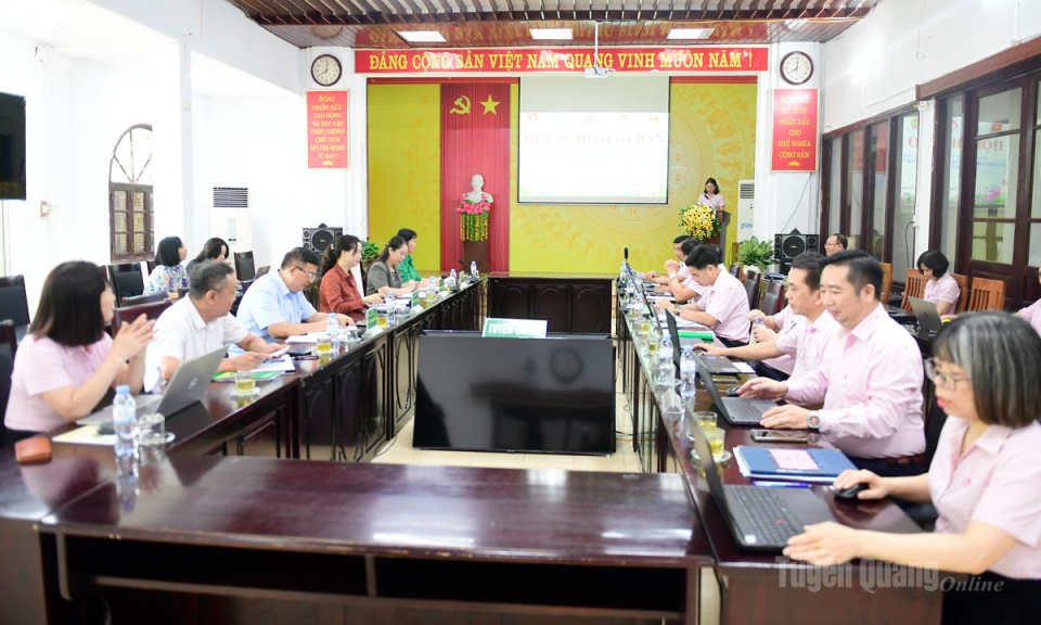 Tổng dư nợ t&iacute;n dụng ch&iacute;nh s&aacute;ch qua c&aacute;c tổ chức Hội đo&agrave;n thể nhận ủy th&aacute;c tr&ecirc;n 11.999 tỷ đồng