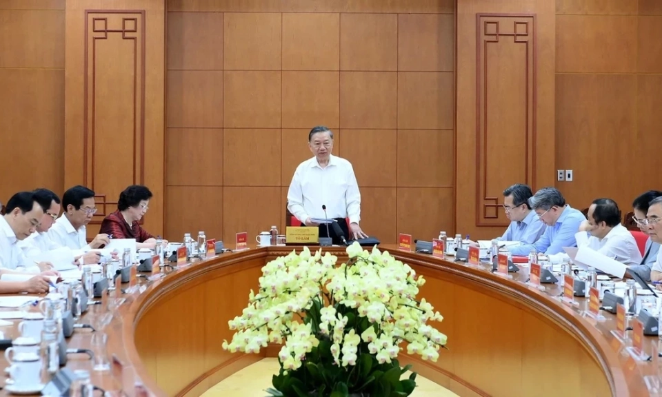 [Ảnh] Tổng B&iacute; thư, Chủ tịch nước T&ocirc; L&acirc;m chủ tr&igrave; l&agrave;m việc với ng&agrave;nh nội vụ về chất lượng nguồn lao động Việt Nam