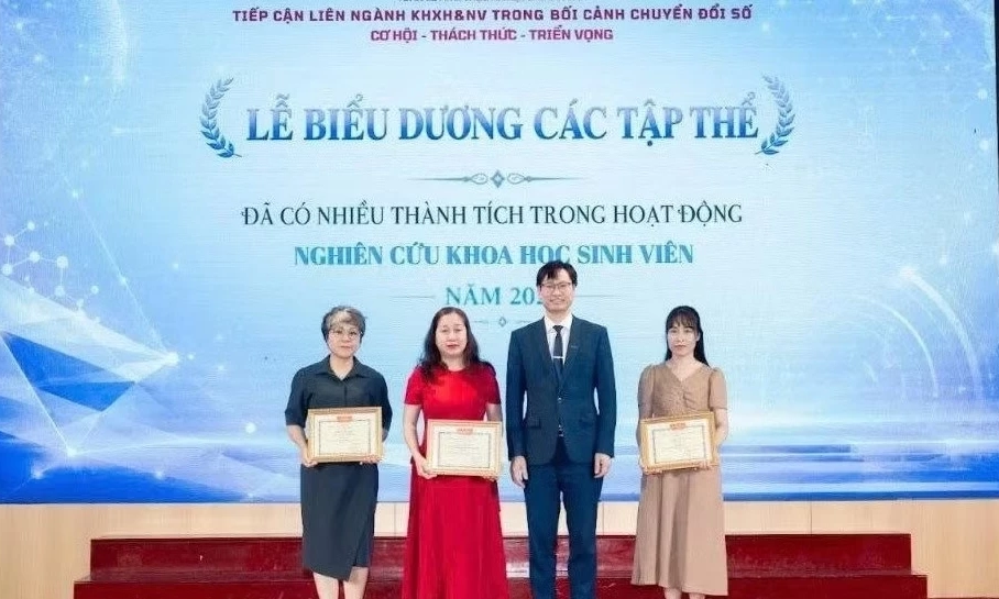 Th&aacute;ch thức từ việc ứng dụng AI trong nghi&ecirc;n cứu lịch sử