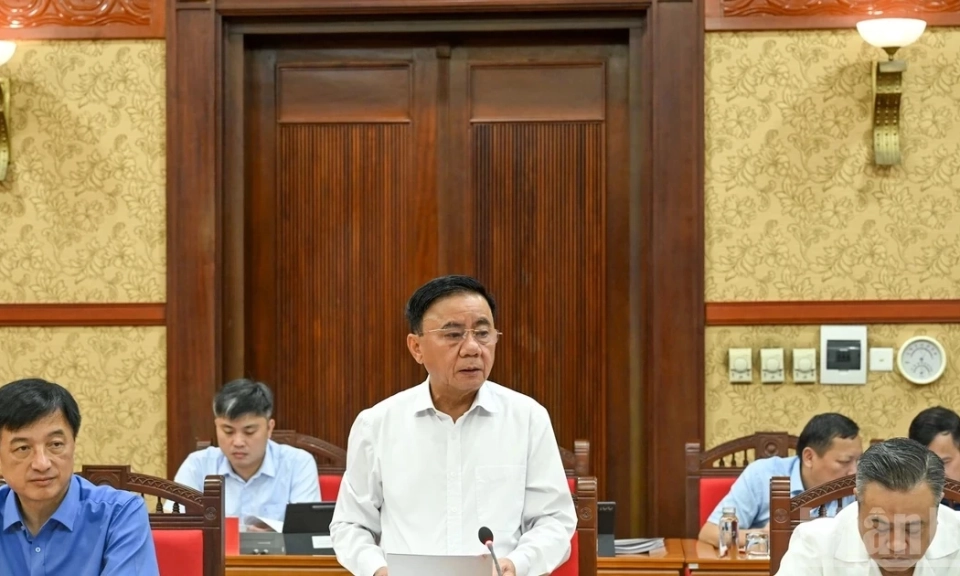 [Ảnh] Thường trực Ban B&iacute; thư Trần Cẩm T&uacute; chủ tr&igrave; Hội nghị sơ kết c&ocirc;ng t&aacute;c chuyển đổi số trong c&aacute;c cơ quan Đảng