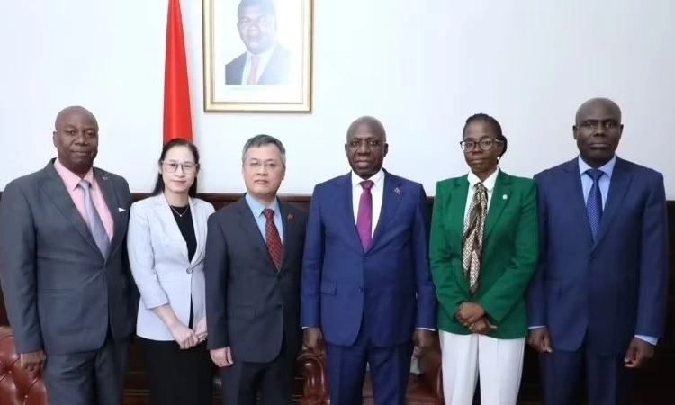 Tăng cường quan hệ hữu nghị, hợp t&aacute;c nhiều mặt giữa Việt Nam v&agrave; Angola