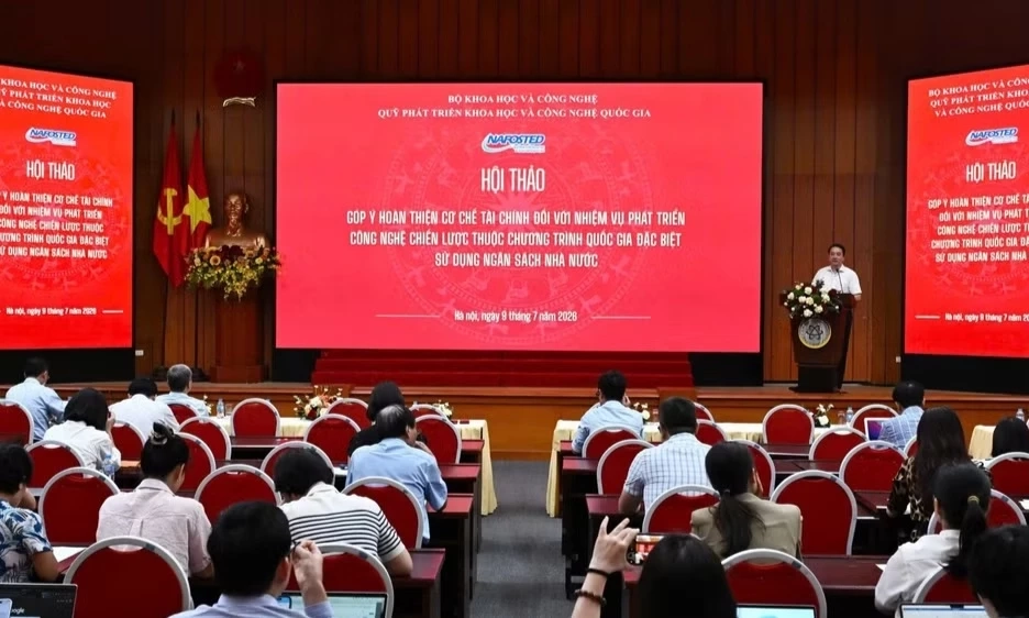 Đề xuất đ&atilde;i ngộ 300 triệu đồng/th&aacute;ng cho Tổng c&ocirc;ng tr&igrave;nh sư