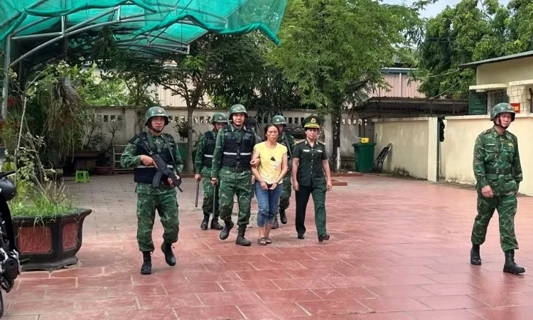 L&agrave;o Cai triệt ph&aacute; đường d&acirc;y mua b&aacute;n người qua bi&ecirc;n giới