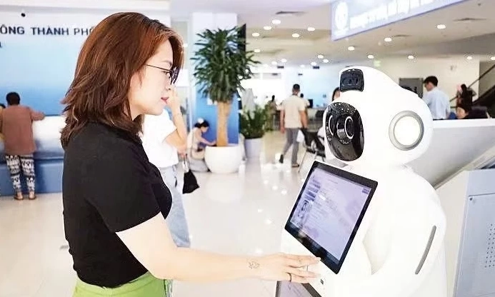 Tạo gi&aacute; trị thực chất từ chuyển đổi số