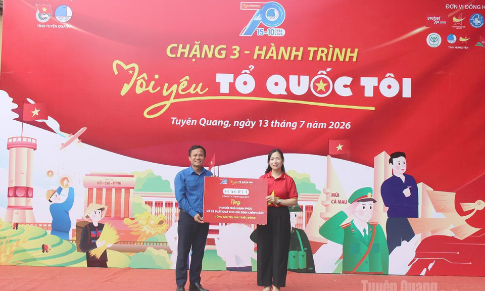 H&agrave;nh tr&igrave;nh &ldquo;T&ocirc;i y&ecirc;u Tổ quốc t&ocirc;i&rdquo; năm 2026 tại Lũng C&uacute;